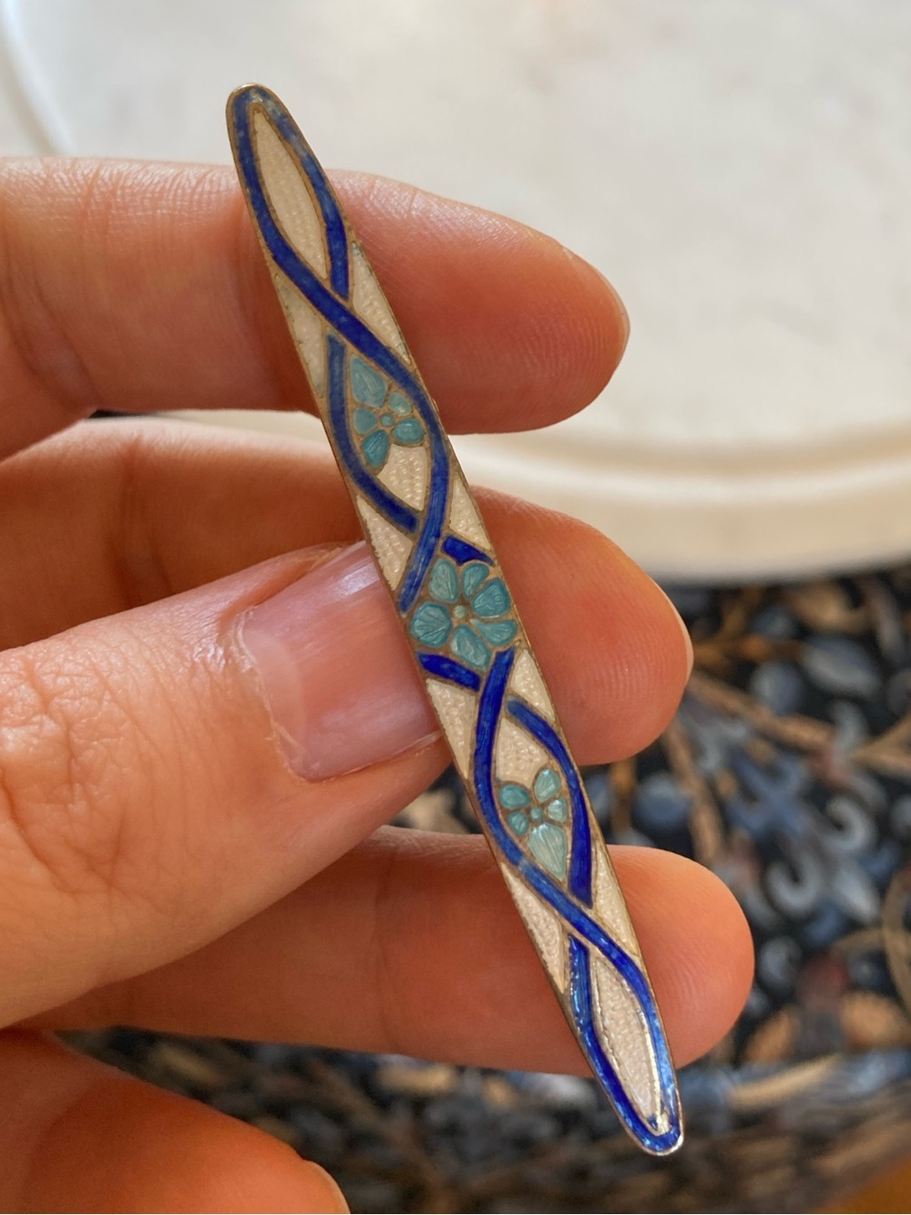 Antique Victorian Guilloche Enamel Flower & Lacing Detail Bar Brooch